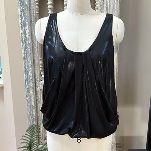 Diane von Furstenburg gorgeous Leeza top in Black, Size 8.